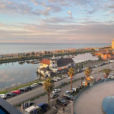 Suites Orbi City Aparthotel Батуми Екстериор снимка