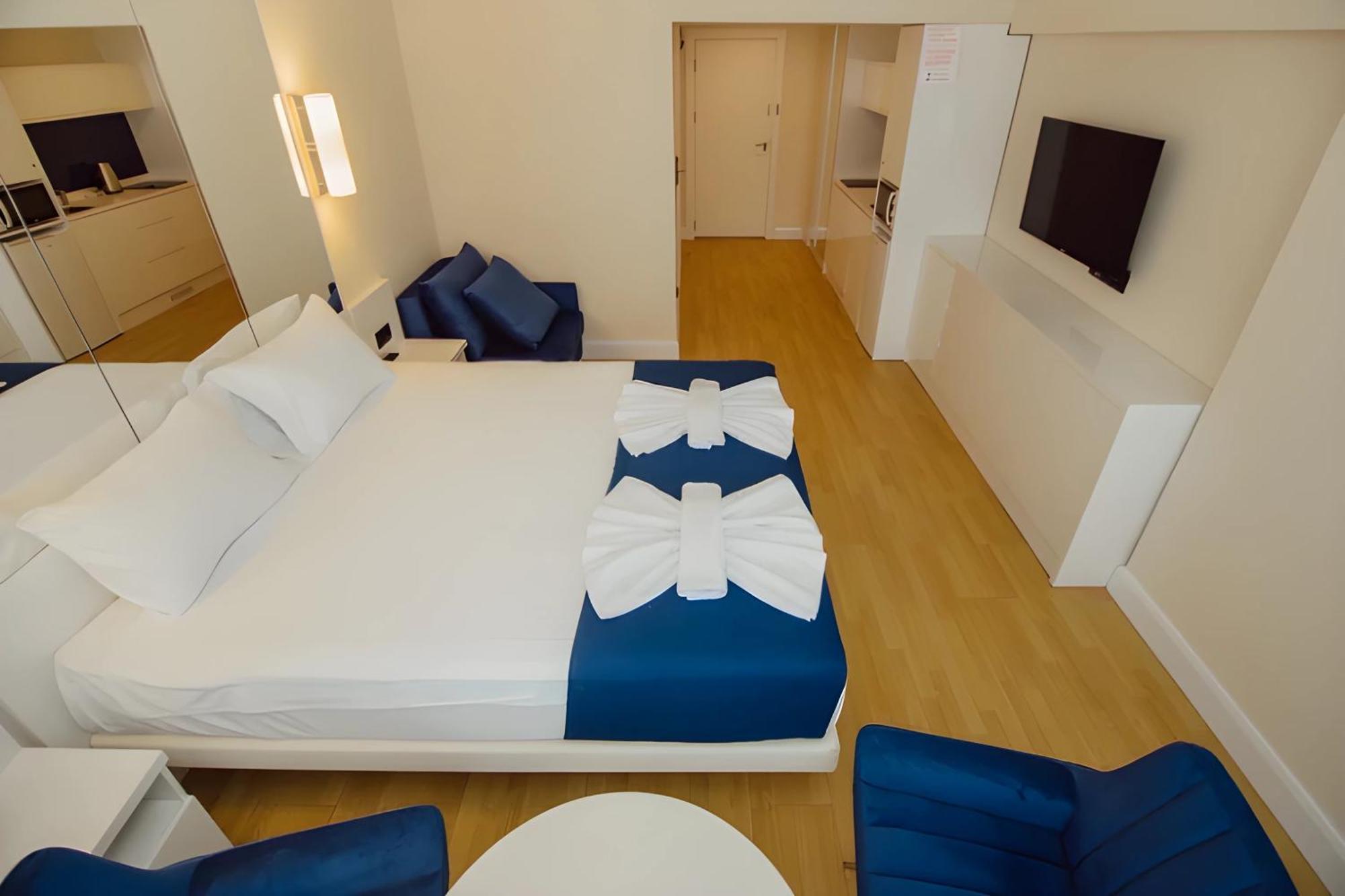 Suites Orbi City Aparthotel Батуми Екстериор снимка