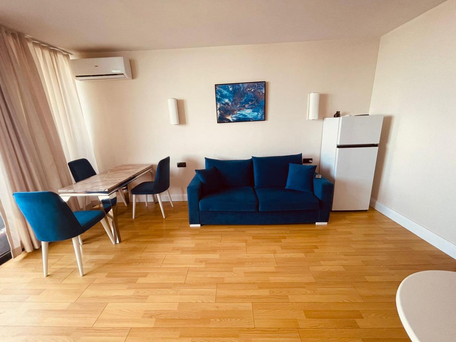 Suites Orbi City Aparthotel Батуми Екстериор снимка