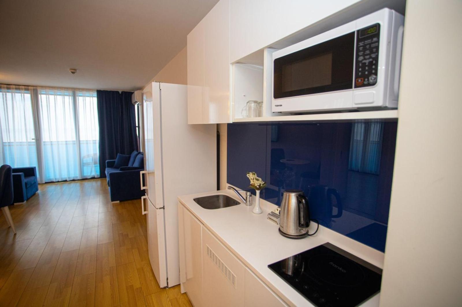 Suites Orbi City Aparthotel Батуми Екстериор снимка