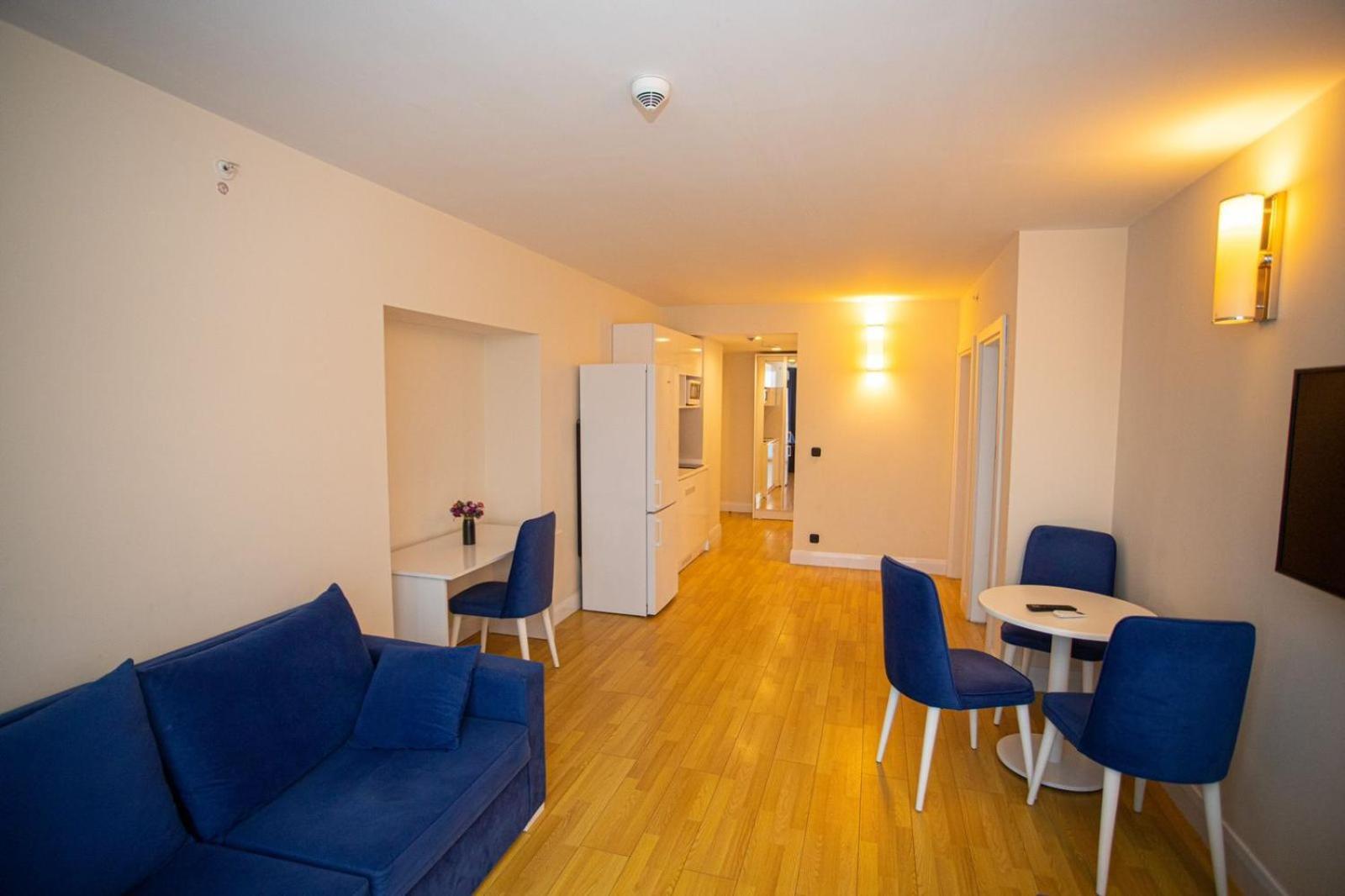 Suites Orbi City Aparthotel Батуми Екстериор снимка