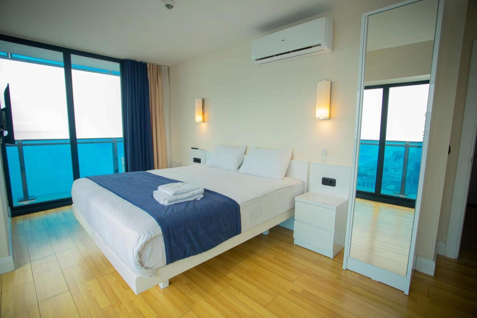 Suites Orbi City Aparthotel Батуми Екстериор снимка
