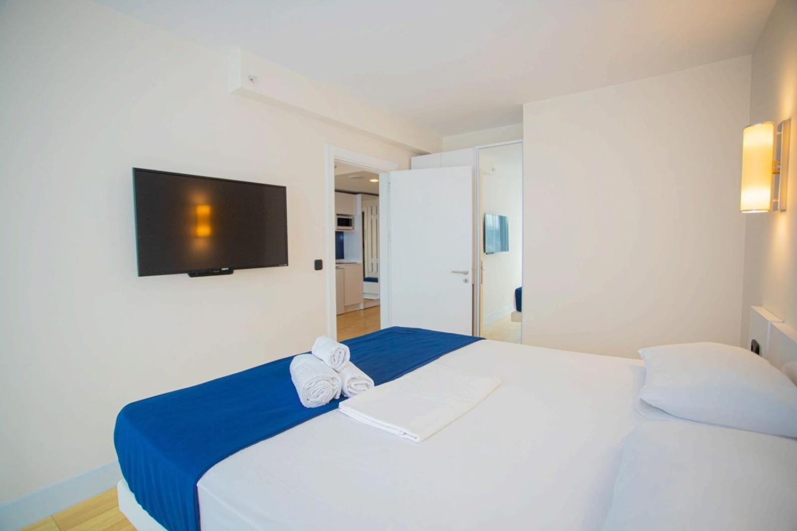 Suites Orbi City Aparthotel Батуми Екстериор снимка