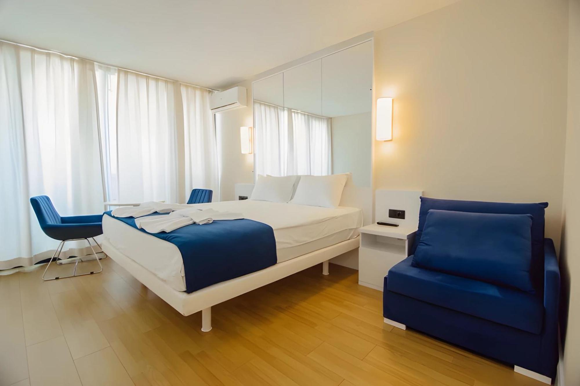 Suites Orbi City Aparthotel Батуми Екстериор снимка