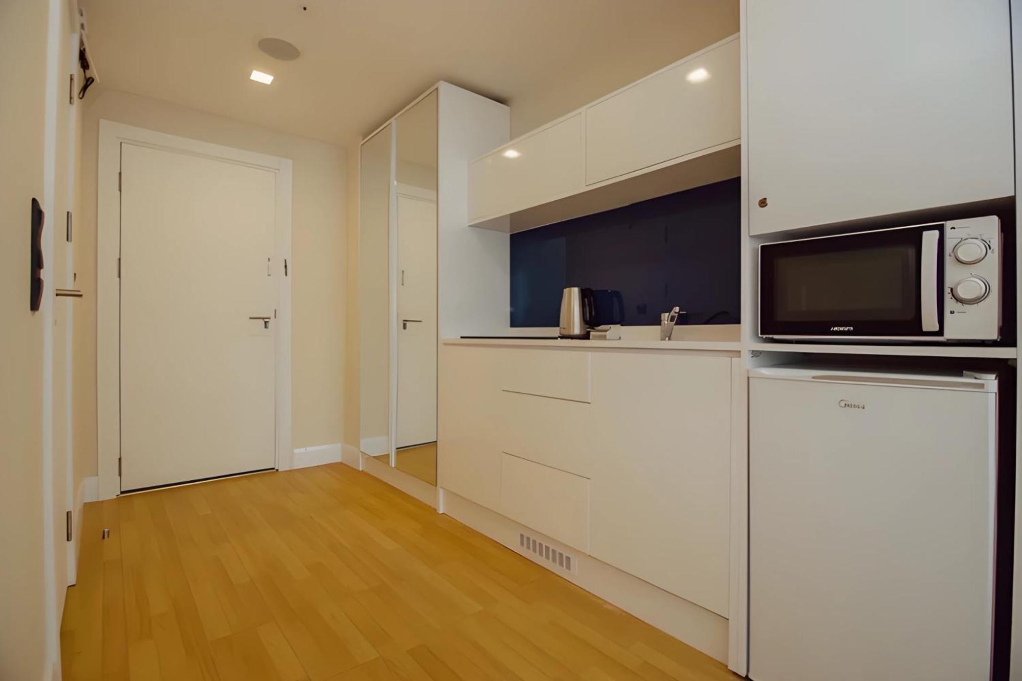 Suites Orbi City Aparthotel Батуми Екстериор снимка