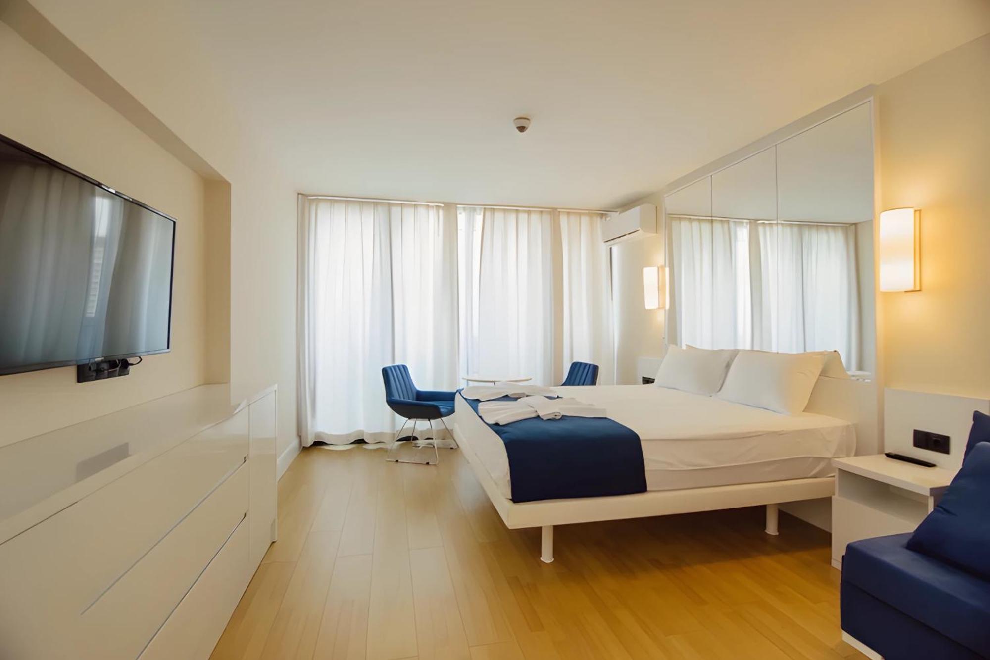 Suites Orbi City Aparthotel Батуми Екстериор снимка